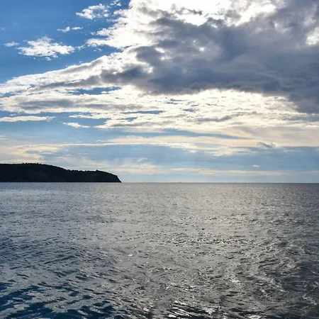 Apartmaji Fani Daire Izola