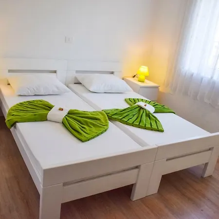 Apartmaji Fani Daire *
