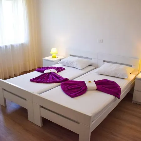 Apartmaji Fani * Izola